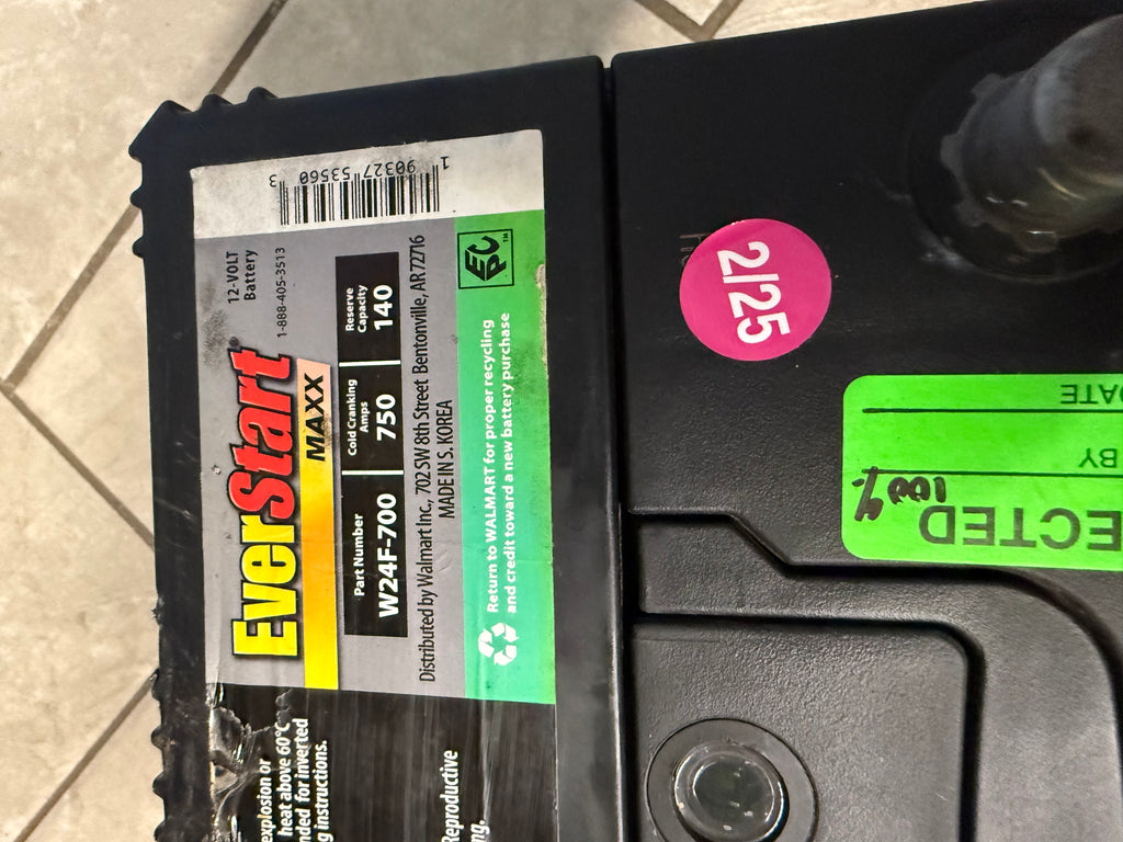EverStart MAXX W24F-700